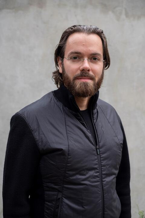 Hendrik Haase Hendrik Haase