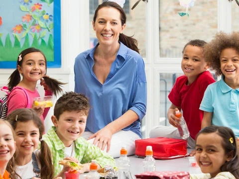 Werden Sie "Ernährungsbotschafter:in Kita und Schule" - Was Kinder wollen & sollen