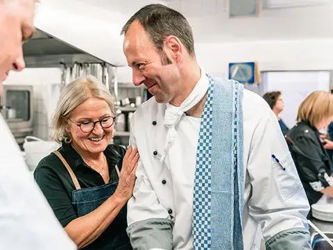Frank Dornsiepen in der Küche.jpg